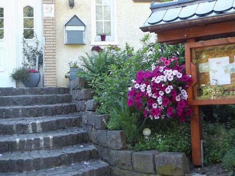 45A2B1BA87FBA03A23469E658122D7E1