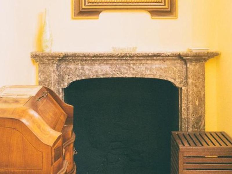 537F4E3D7FF19744D9DC8C2945DD9ABB