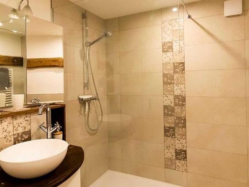 ABB35A463189965890D542A653FCFCAF