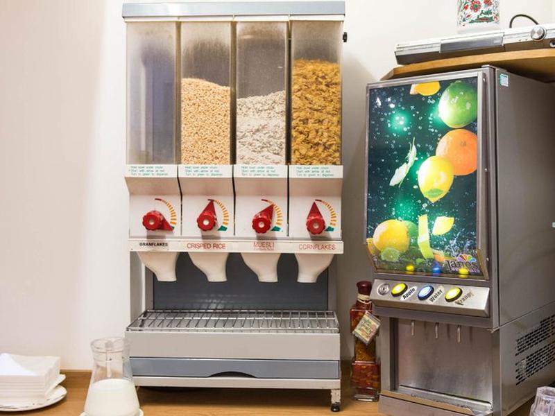 15B867202DFCAD0A66CB08F578EDDB13