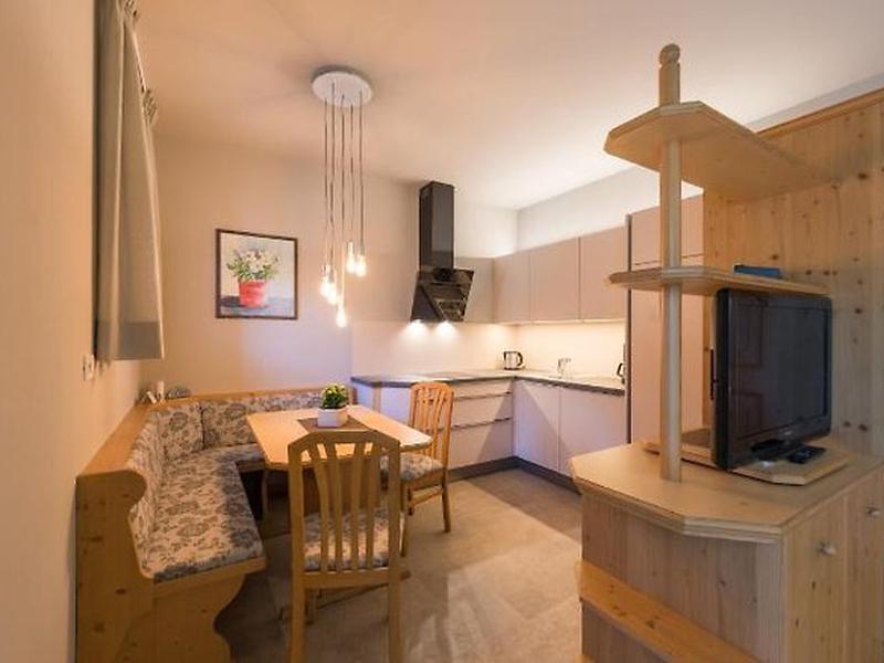 E9CFC1E1BC206C275143A805A13DA19C