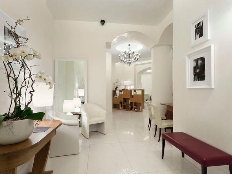 06CCC5111DB39F7AFB92F8176542700D