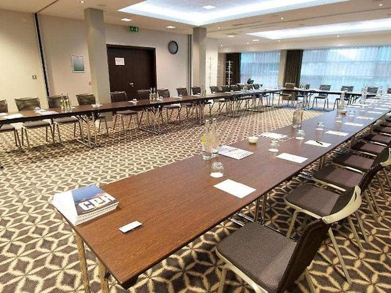 651AADE396680B461B6806AFB8E805A7