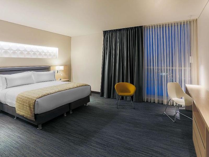 897C1E8012A689551AF7028C409779AD