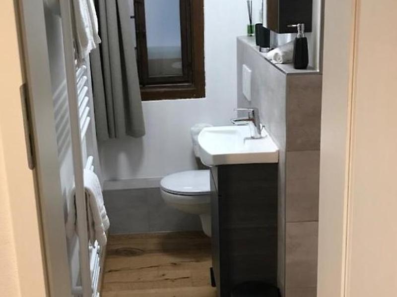 F28E0D4037B98F5BB4BF57060808FCD1