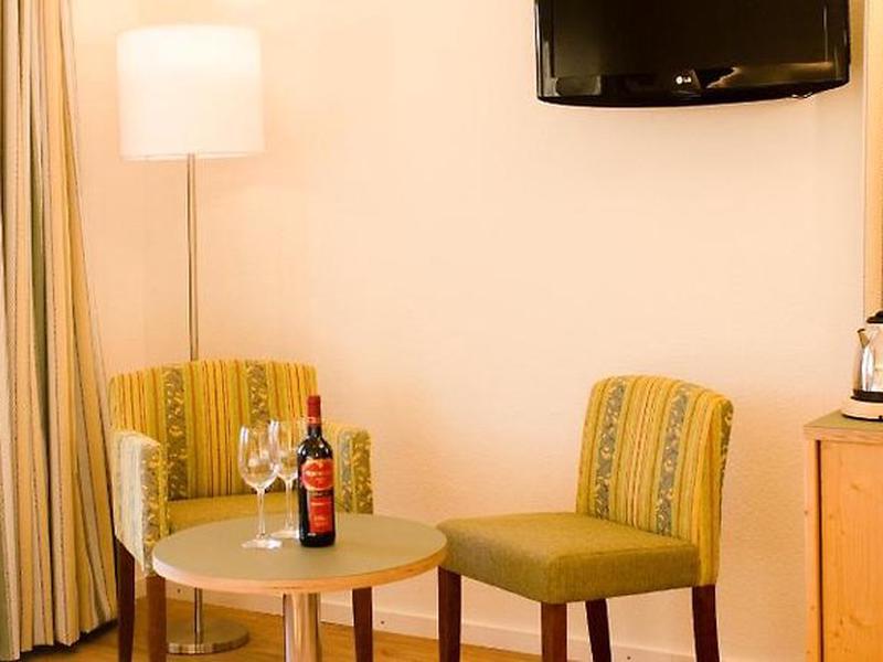 BE8E36DBD4159AC1B858BC48B01EEAEE