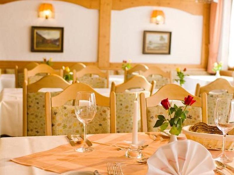 51CAF88106F7D87D26A9FF219B26991E