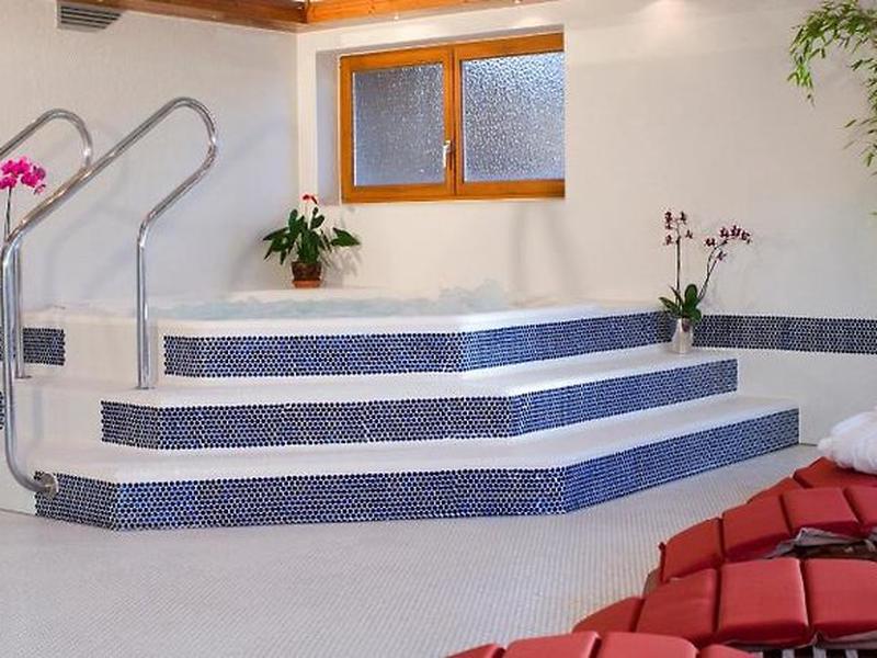 7FF412E2F68588BC65BBE7DB35455DCE