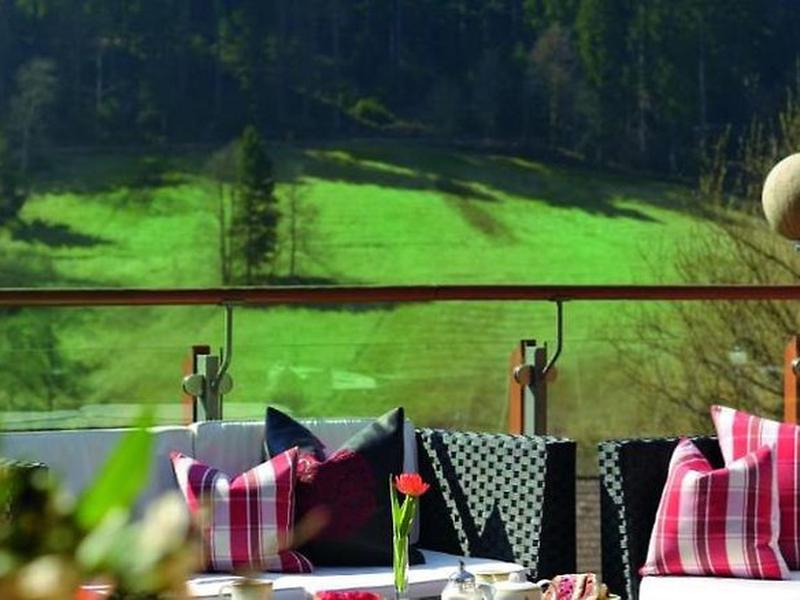 AEED98363984FB7B2752BB623128CC37