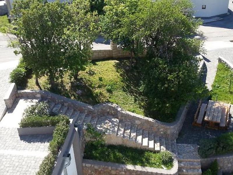 33358C1741E18E4D24C7B6E41D3BF315