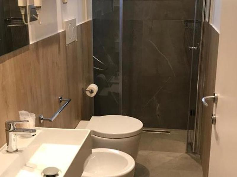 B822D73A1CE81AF562F4D39029C6EDCC