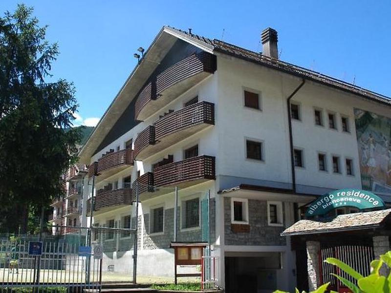 8FE57346BA0DF1DC1BE96DE9E6C25A2B