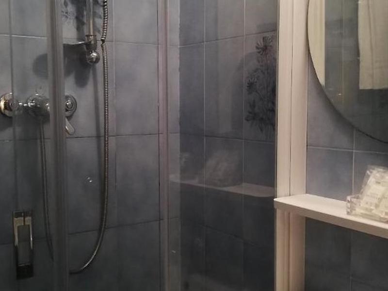 1BC24A24811592A866102CA9E9BCF3C3