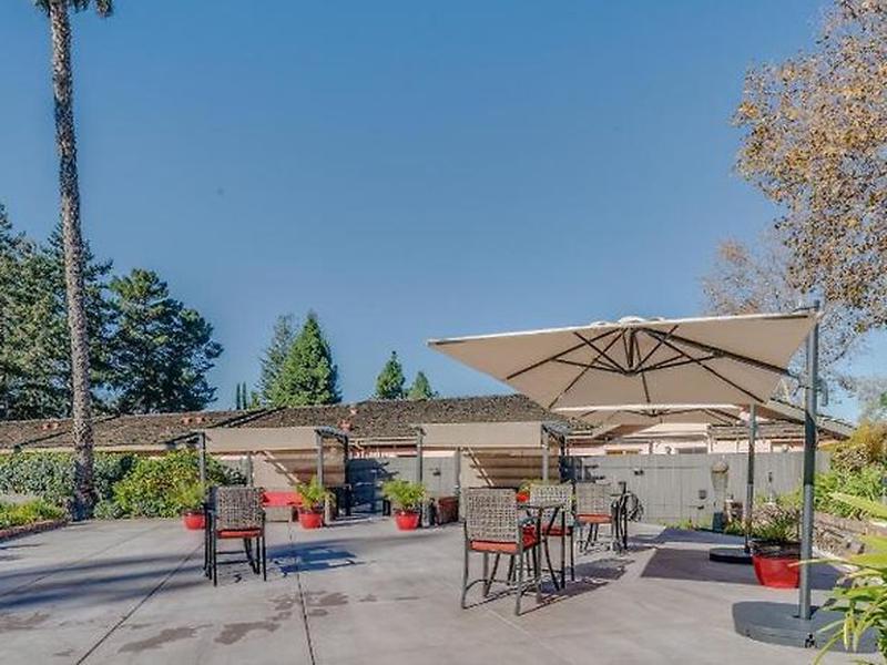 E047DB6479B4A0DC5710BCD5D0A5CC4B