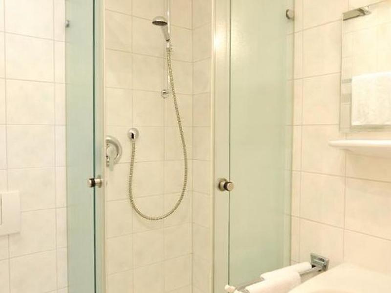 BE38A5288389A51B6D335ED8E346447E