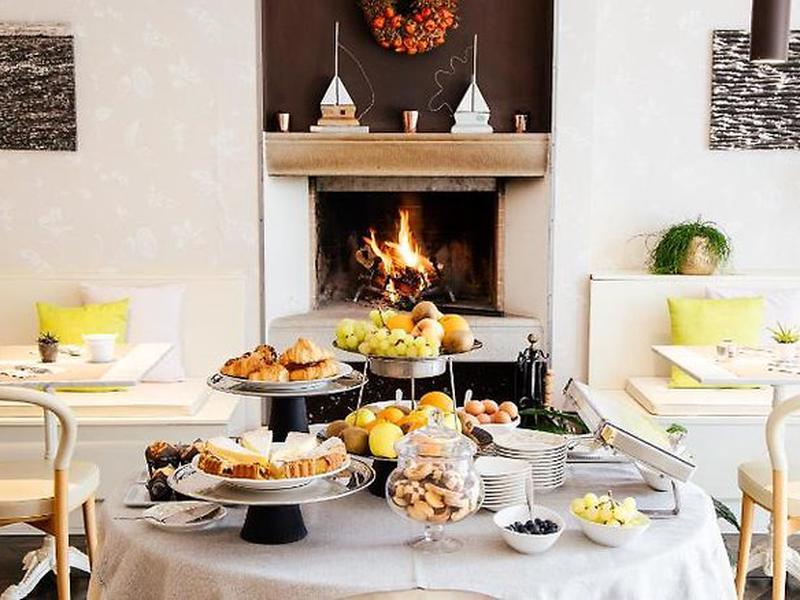 8BFC7296D661A5C3D5CCEEAB2D913544