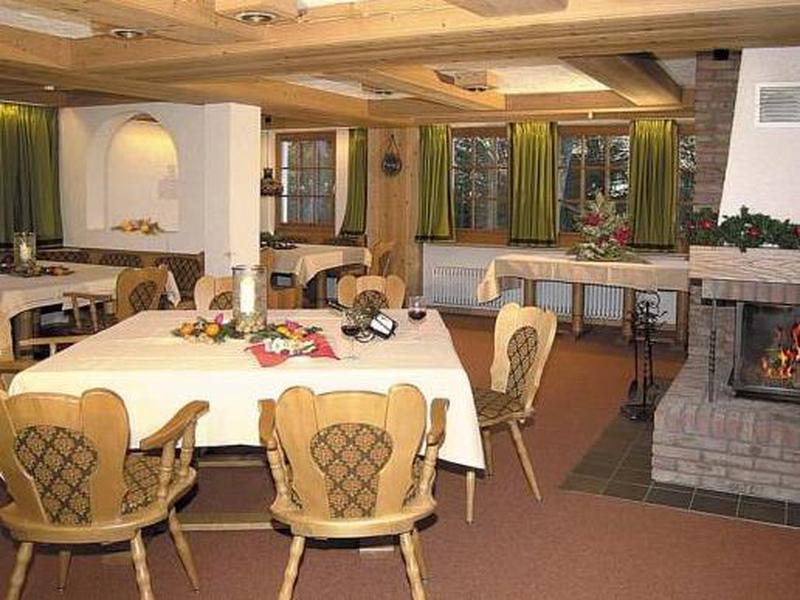 500F191BC46D1635E86D61F415241ADE