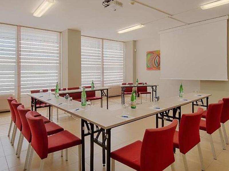 EEF0CF2A705CE49CE115CC6E97B3E088