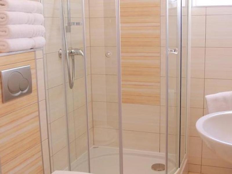 526EB075AF32D1EF9038372C48BC7C0E