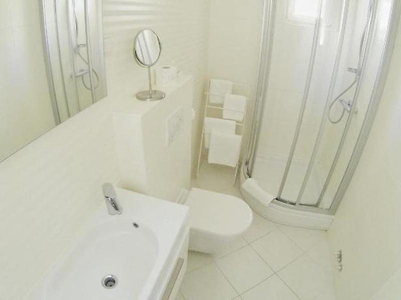 D3FA8E6034BA18E8FEE77D1964D6FE20