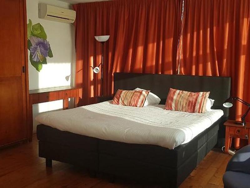 B6FE873DE185B300F24684F6B8E77728