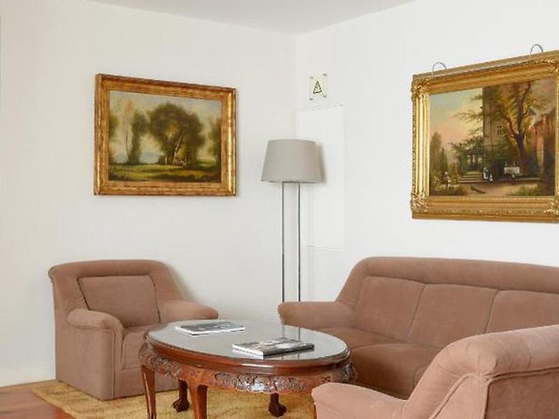 5A76DCB92C82B3448E8C3C803BE0C9D4