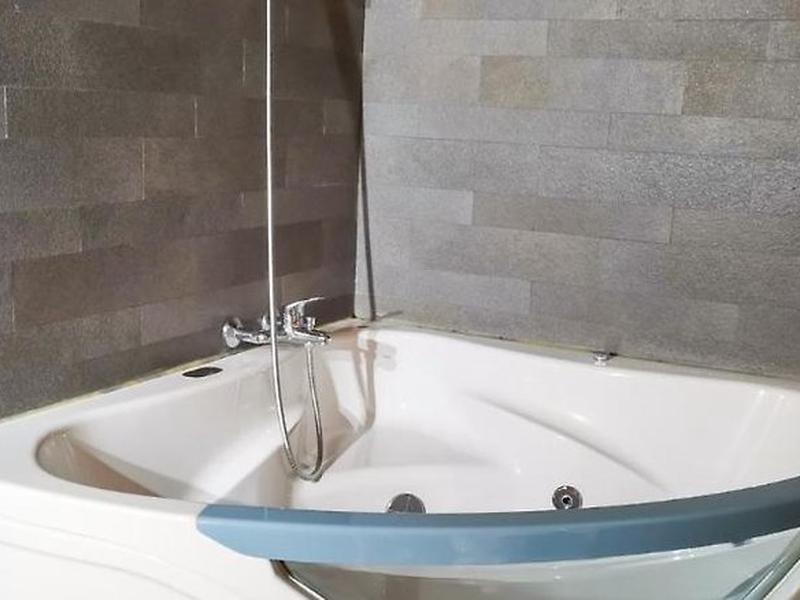 F495AB21CAB8720829FBCD497A14918A