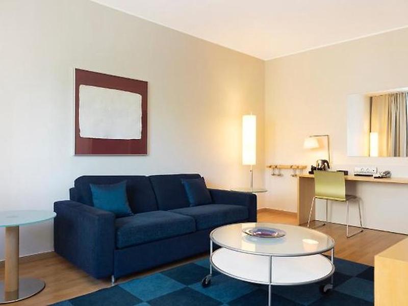 0557F1BB9E31565E03B6D0E93C385F70