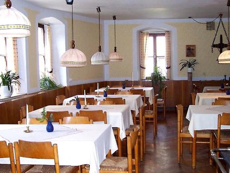 AC68B094394ADB9A8D60E2EC8614B586