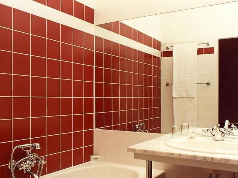 B0C6EF84BAA03AB4FB3F9C201234B3FE