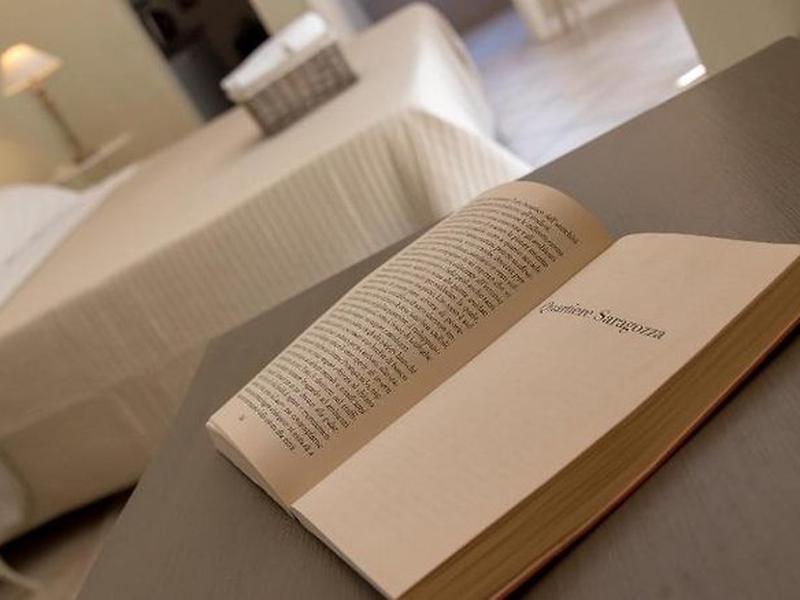 31E99EDA421918184BEE35299282CFA2