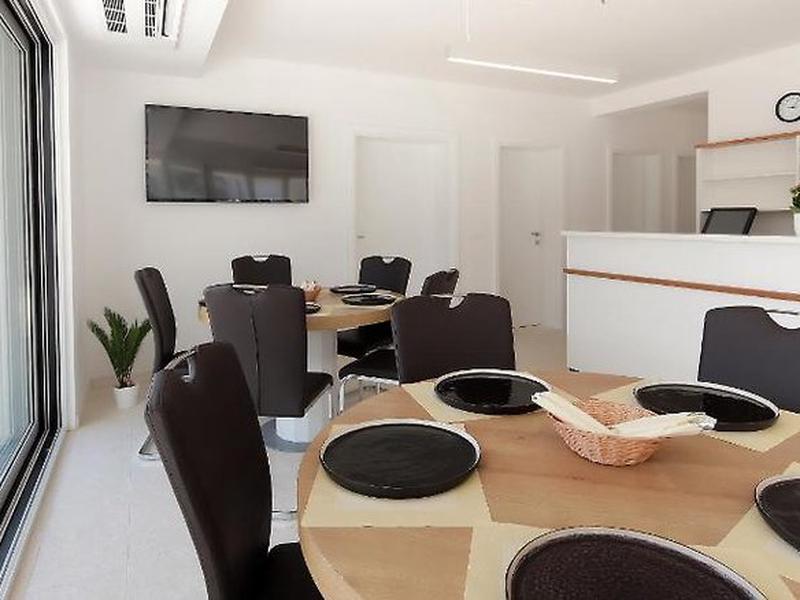 0009B6C919962E5CBFA44D535835FD85