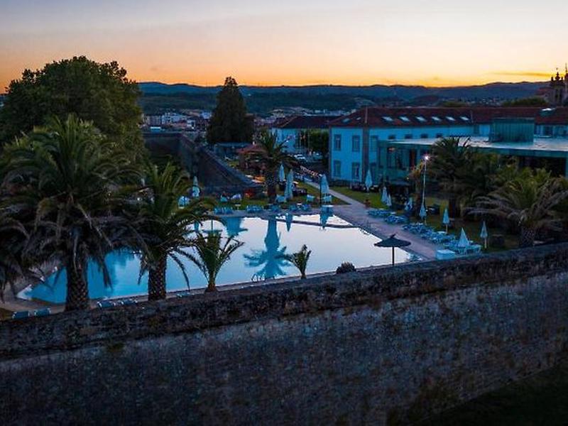 C2400D76ED7FFFF9C3E6F7F925805CCE