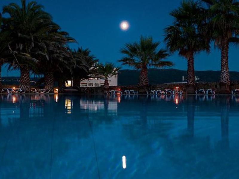 38780E33461C6A32BF8F28D1592081F9