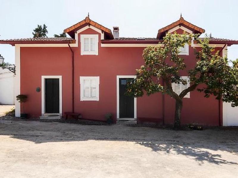 E1D65C216D532817A1A716EFAFF06119