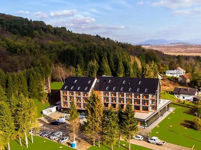 C0220F5004CDFB0EC0BDF3E8DD7C68DF