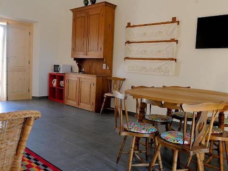 25FD011E0051AA4E96E8042B689CE41B