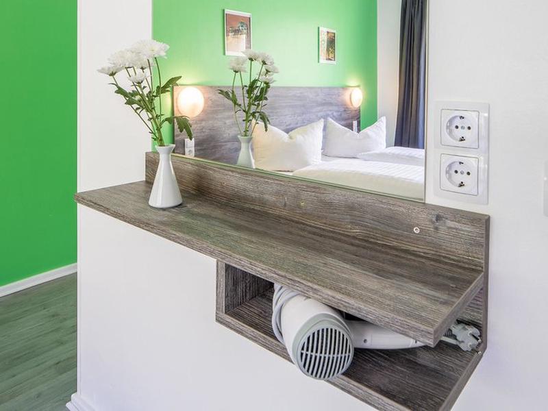 33660E86D2578BC4211243E51737FD32