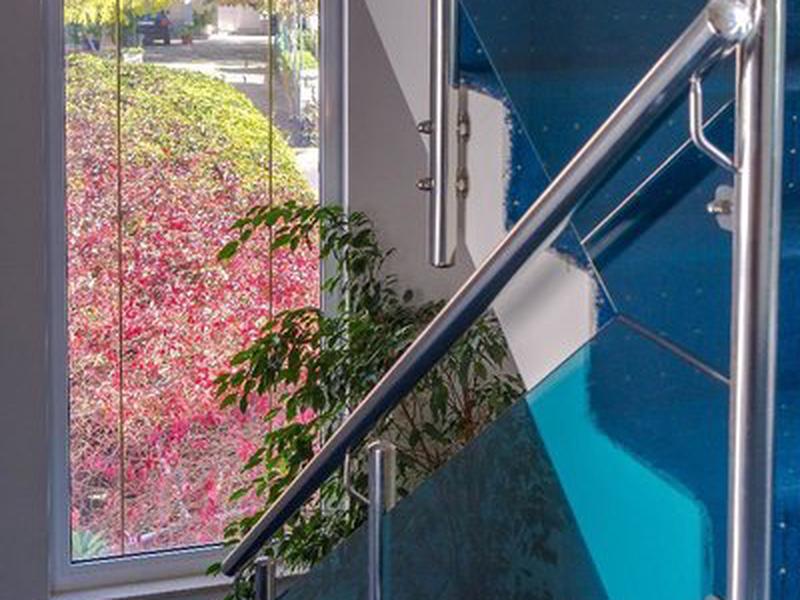 F625698D89B29492A5BB38EA23121824