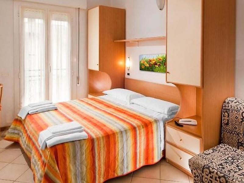 20ED9E943973D32425B1C780B0C64794