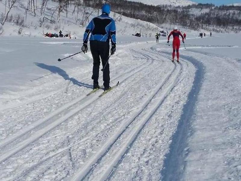 FB5BBD390F65365E31A85225A45BCA1F