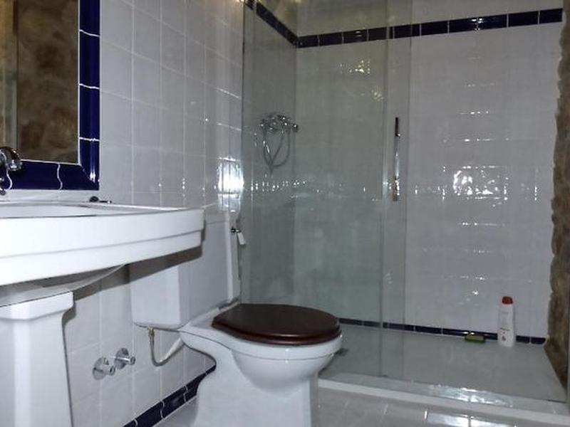 DF95FAF79942F590D254D8BF80E228F4