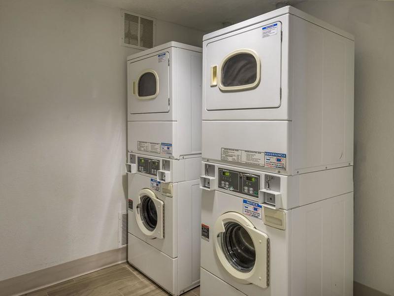 8E4BB32B7644FC04DEBF86ABF8F37C9E