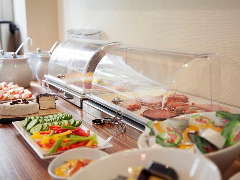 0959B03BAEA616C23F65EC00302AA398