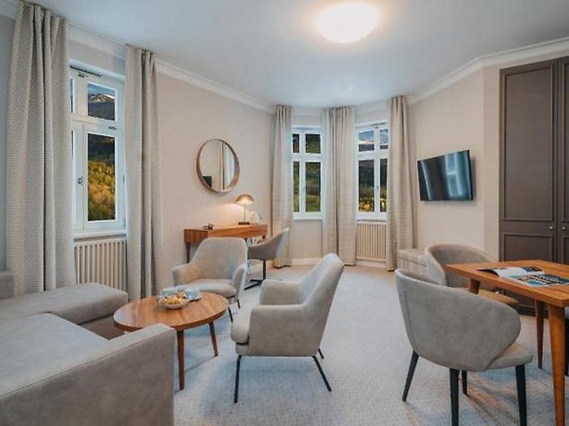 6E85A2052197A58B2432DF0A458BF6BC