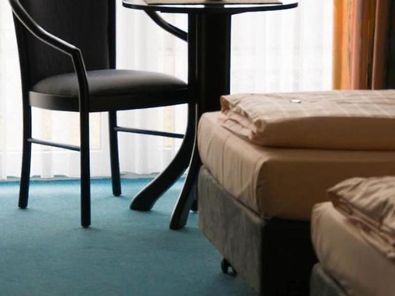 7D4ED9ECDDF6E80B40161C1A7CABEDB6