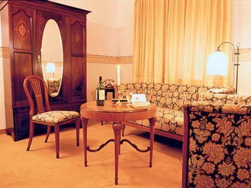 9A0E6E824A23B5455058722A950BD756