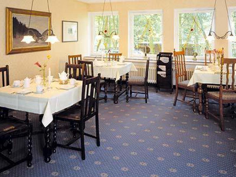 D03F5A043005739754B84FC2B3D8163B