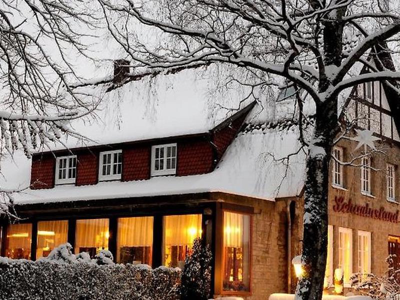 1FC6C9DF924B94EF162888500F8221DC