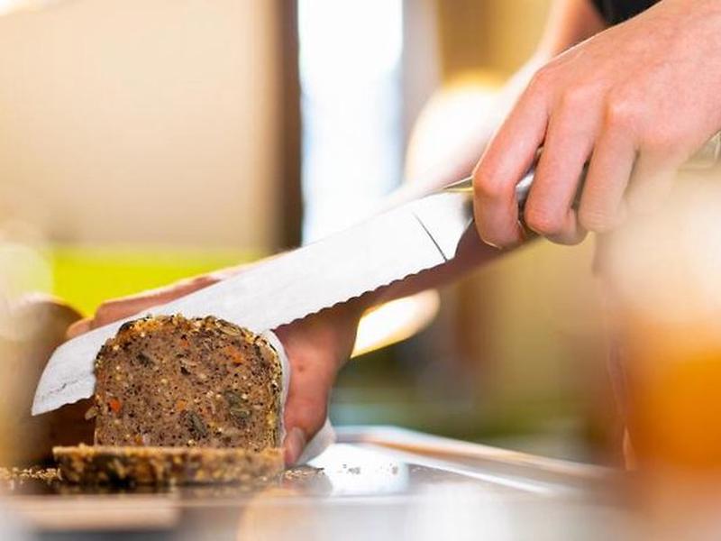 DFDCDA7A7EFE3048F3C32820E6E9322E